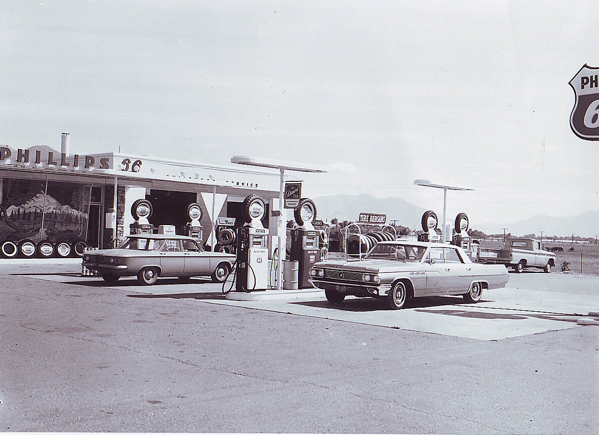 Historic service station photograph from the Cleggs Car Care archives